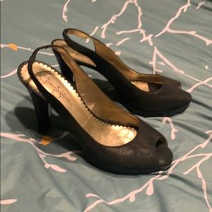 Black peep toe pumps